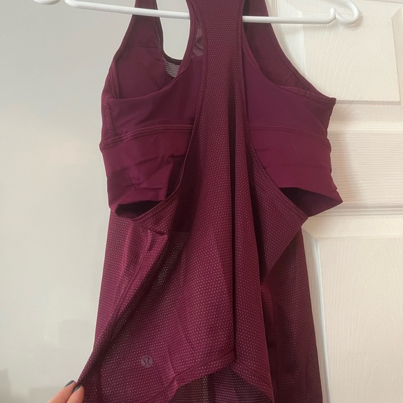 Lululemon mesh top with built in bra - Picture 2 of 2